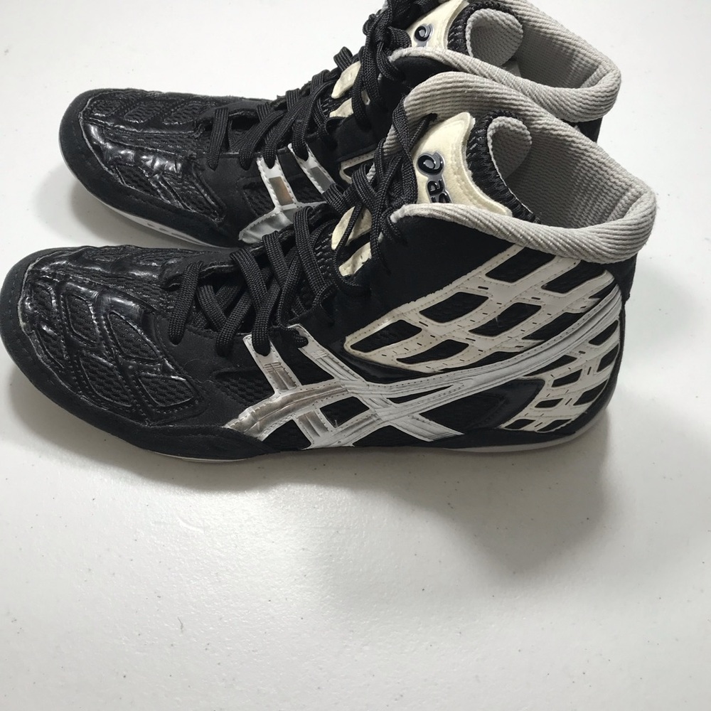 Asics Black and White Men's Athletic Wrestling Sneakers Size 10.5 SB- - Picture 6 of 10
